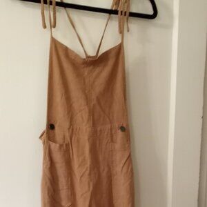 Day+Moon linen blend bibbed romper size M
